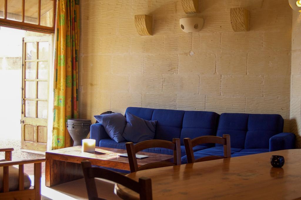 Ta'Kemmuna Hotel Qala Kültér fotó