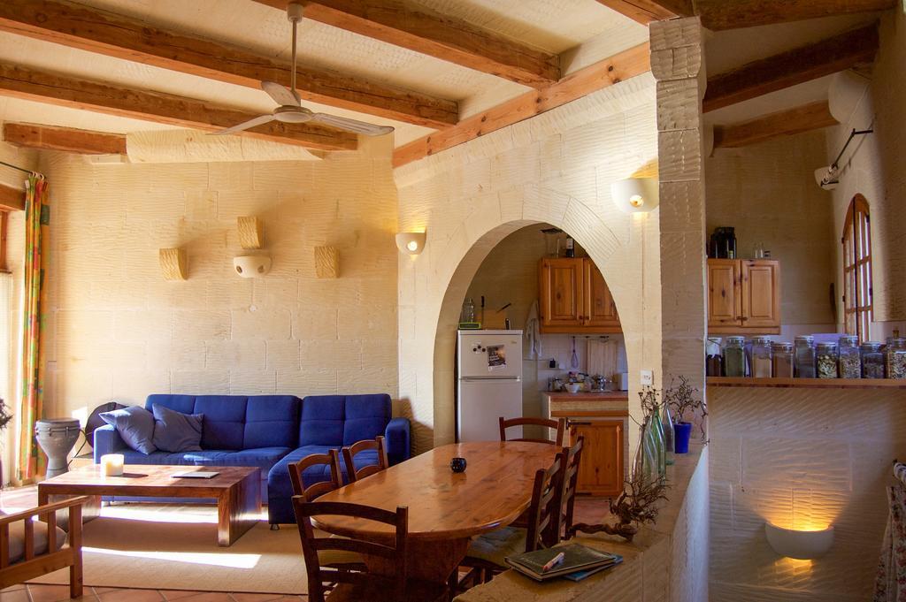 Ta'Kemmuna Hotel Qala Kültér fotó